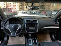 نيسان ألتيما